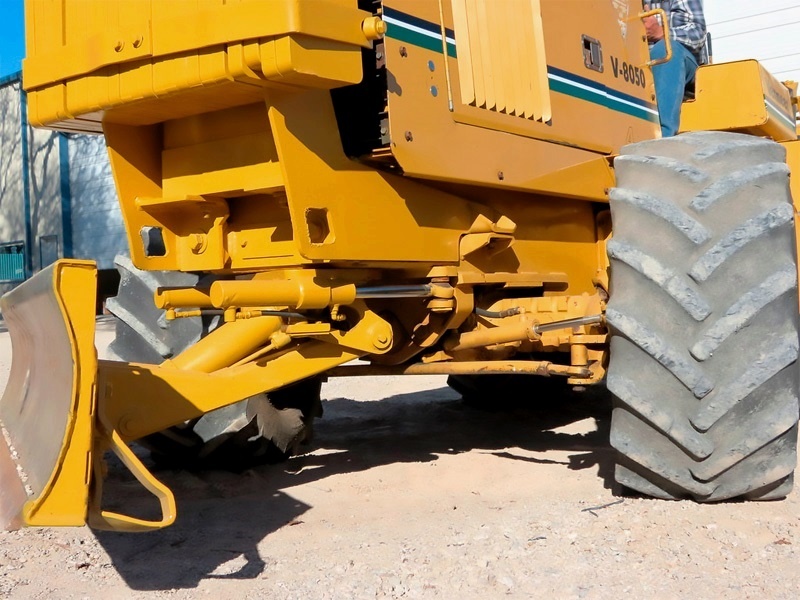 Vermeer V8050