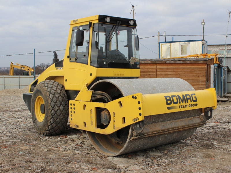 Bomag BW 213 D 4