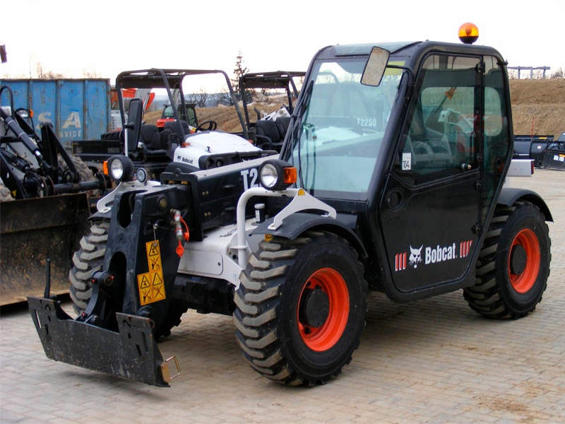 Bobcat T2250