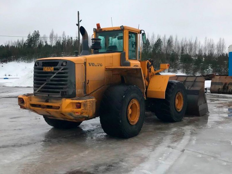 Volvo L220E