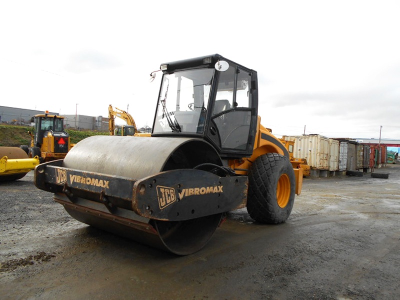 JCB Vibromax VM 132D